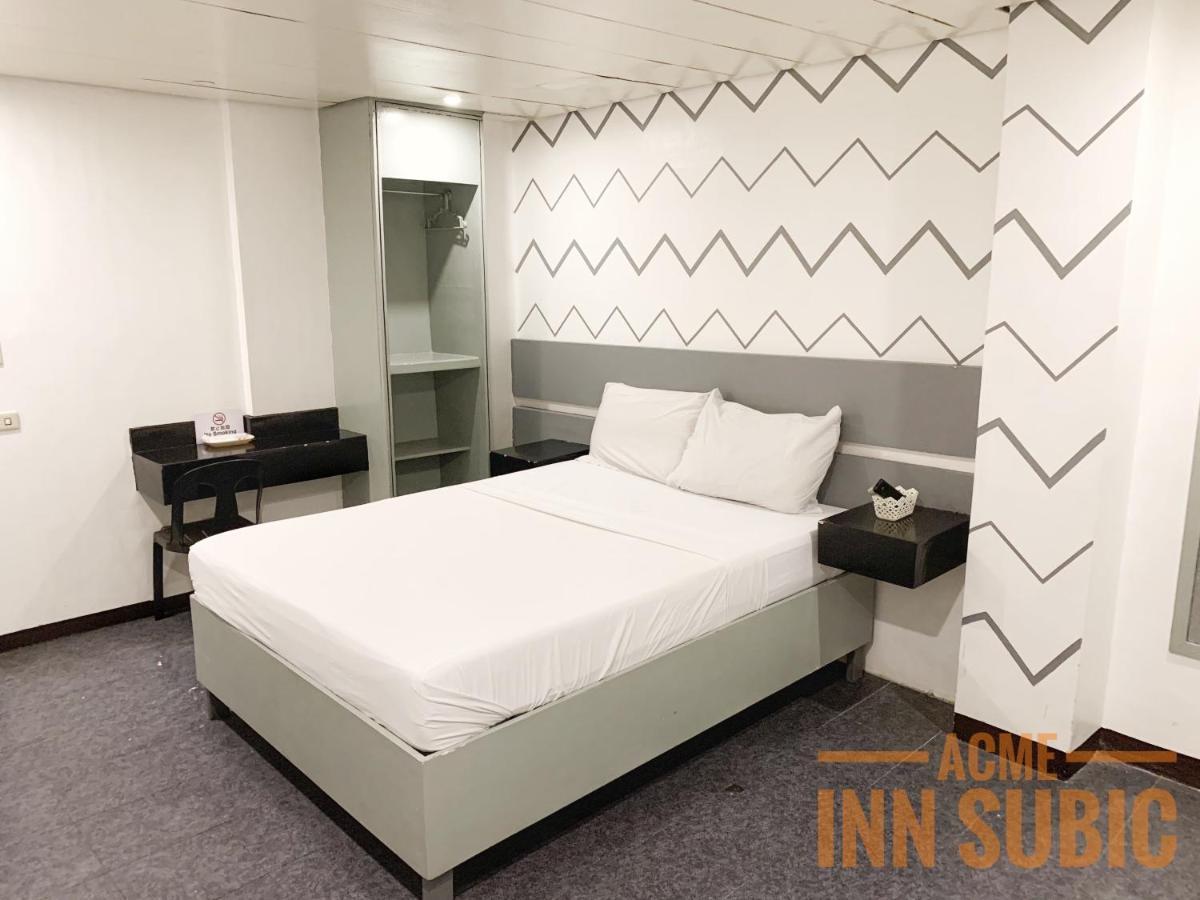 Acme Inn Subic Olongapo Exterior photo