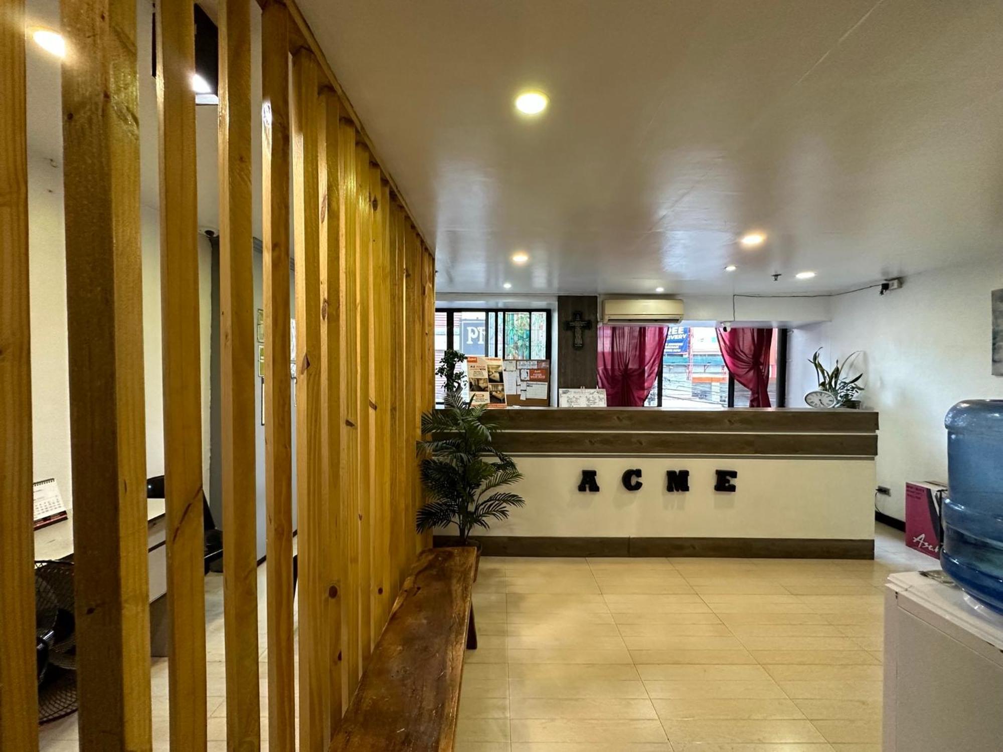 Acme Inn Subic Olongapo Exterior photo